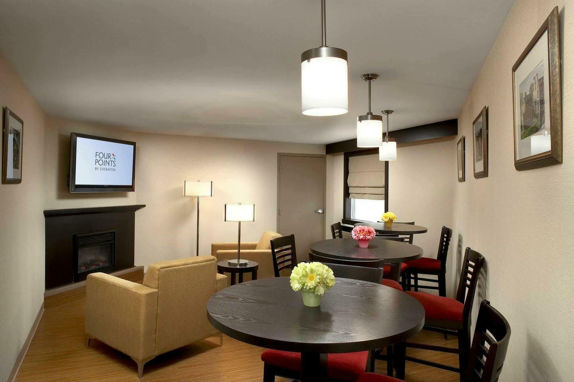 Four Points By Sheraton Halifax Exterior photo